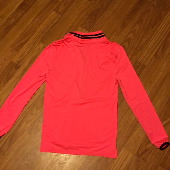 💕💕VS Pink pullover-Elastane/polyester blend ❤️❤️ - Picture 3 of 4